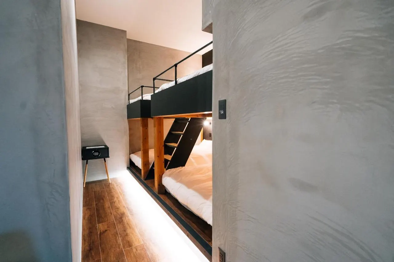 ***  Mizuka Nakasu 1 - Unmanned Hotel - 福岡市 日本